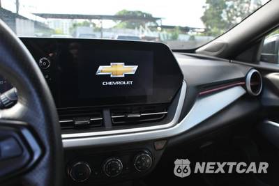 2025 Chevrolet Trax 1RS - zdjęcie 9 z 17 - miniatura