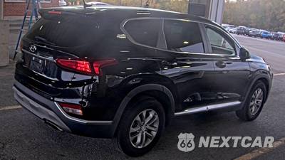 2020 Hyundai Santa Fe SE - zdjęcie 4 z 32 - miniatura