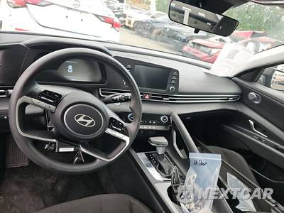 2025 Hyundai Elantra Hybrid Blue - zdjęcie 11 z 17 - miniatura
