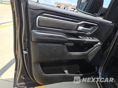 2023 Ram 1500 Big Horn Crew Cab Short Bed - zdjęcie 9 z 37 - miniatura