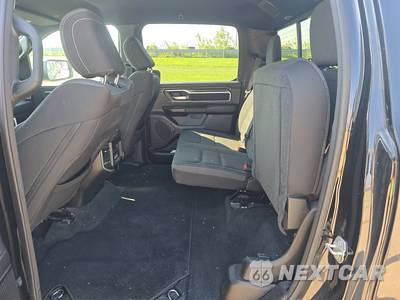 2023 Ram 1500 Big Horn Crew Cab Short Bed - zdjęcie 13 z 29 - miniatura
