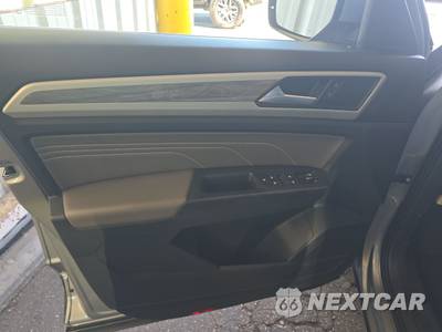 2022 Volkswagen Atlas Cross Sport V6 SE w/Technology - zdjęcie 9 z 29 - miniatura