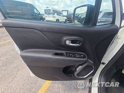 2023 Jeep Renegade Limited - zdjęcie 9 z 25 - miniatura