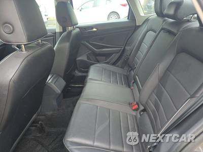 2023 Volkswagen Jetta SE - zdjęcie 13 z 28 - miniatura