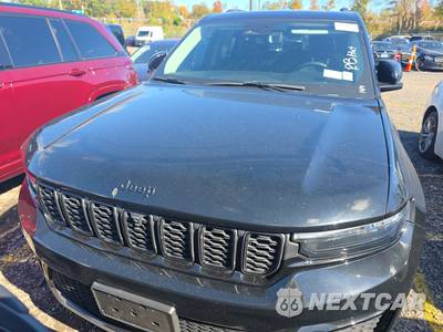 2023 Jeep Grand Cherokee Limited - zdjęcie 2 z 27 - miniatura