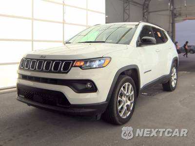 2023 Jeep Compass Latitude Lux - zdjęcie 1 z 19 - miniatura