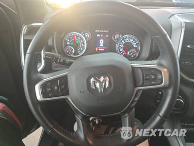 2024 Ram 1500 Big Horn Crew Cab Short Bed - zdjęcie 10 z 31 - miniatura