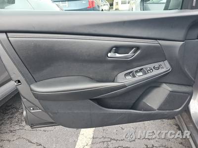 2024 Nissan Sentra SV - zdjęcie 9 z 38 - miniatura
