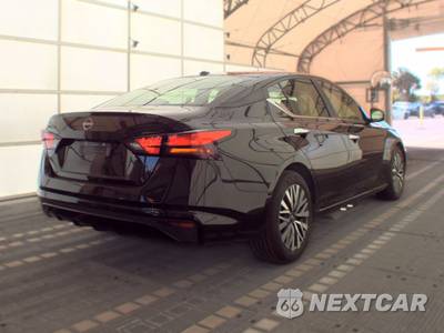 2025 Nissan Altima SV - zdjęcie 4 z 22 - miniatura