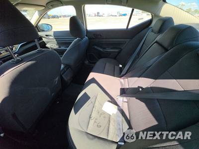 2025 Nissan Altima SV - zdjęcie 13 z 27 - miniatura