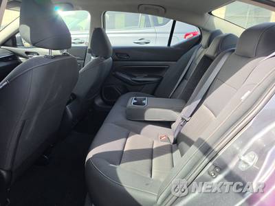 2025 Nissan Altima SV - zdjęcie 13 z 37 - miniatura