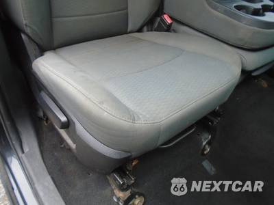 2014 Ram 1500 Express Extended Cab Medium Bed - zdjęcie 25 z 60 - miniatura