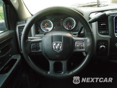 2014 Ram 1500 Express Extended Cab Medium Bed - zdjęcie 38 z 60 - miniatura