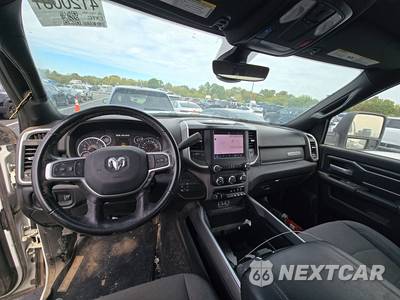 2024 Ram 2500 Big Horn Crew Cab Medium Bed - zdjęcie 11 z 32 - miniatura