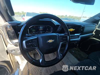 2025 Chevrolet Silverado 2500HD LT Crew Cab Medium Bed 1LT - zdjęcie 10 z 31 - miniatura