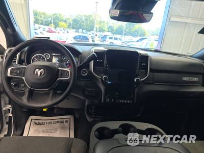 2026 Ram 2500 Big Horn Crew Cab Medium Bed - zdjęcie 11 z 19 - miniatura