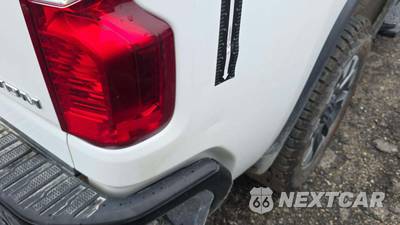 2024 Chevrolet Silverado 2500HD Custom Crew Cab Medium Bed 1CX - zdjęcie 27 z 34 - miniatura