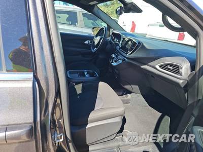 2023 Chrysler Pacifica Touring 121.6" WB - zdjęcie 8 z 31 - miniatura
