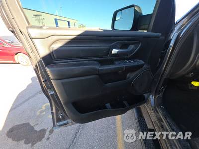 2024 Ram 1500 Tradesman Crew Cab Short Bed - zdjęcie 9 z 20 - miniatura