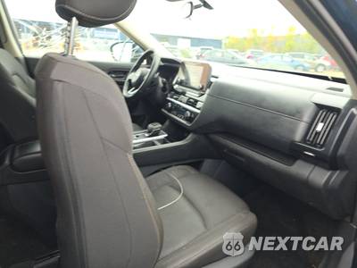 2024 Nissan Pathfinder SV - zdjęcie 8 z 41 - miniatura