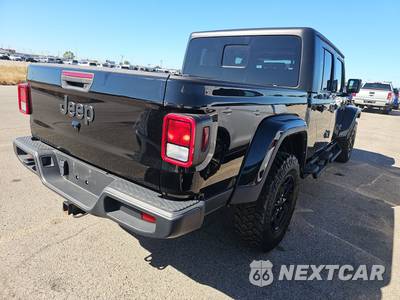 2023 Jeep Gladiator Willys Crew Cab Medium Bed - zdjęcie 4 z 24 - miniatura