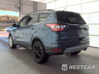2018 Ford Escape SE - zdjęcie 6 z 41 - miniatura