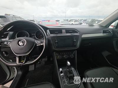 2018 Volkswagen Tiguan SE - zdjęcie 11 z 22 - miniatura