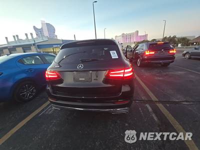 2017 Mercedes-Benz GLC 300 - zdjęcie 5 z 17 - miniatura
