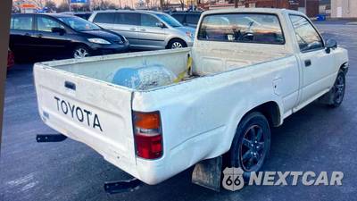 1990 Toyota Pickup - zdjęcie 6 z 6 - miniatura
