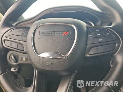 2023 Dodge Challenger SXT - zdjęcie 10 z 17 - miniatura