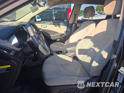 2017 Hyundai Santa Fe SE - zdjęcie 7 z 18 - miniatura