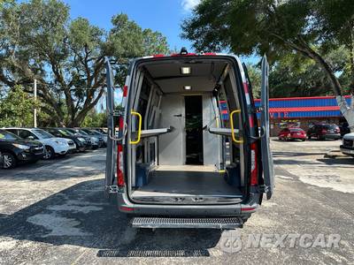 2019 Mercedes-Benz Sprinter 2500 Cargo Van Standard Roof 144.0" WB - zdjęcie 23 z 29 - miniatura