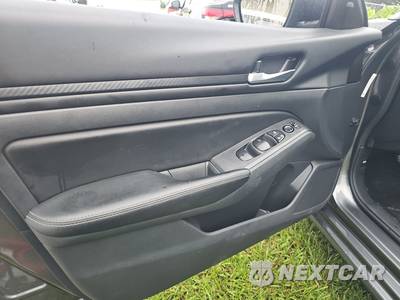 2025 Nissan Altima SV - zdjęcie 9 z 17 - miniatura