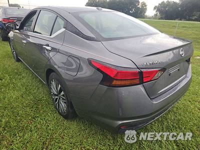 2025 Nissan Altima SV - zdjęcie 6 z 17 - miniatura