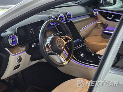 2022 Mercedes-Benz C 300 Sedan - zdjęcie 12 z 20 - miniatura