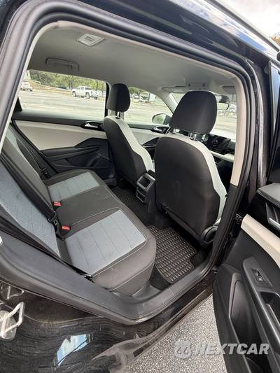 2025 Volkswagen Taos S - zdjęcie 8 z 12 - miniatura