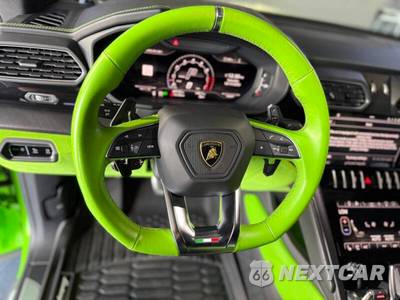 2022 Lamborghini Urus Pearl Capsule - zdjęcie 17 z 38 - miniatura