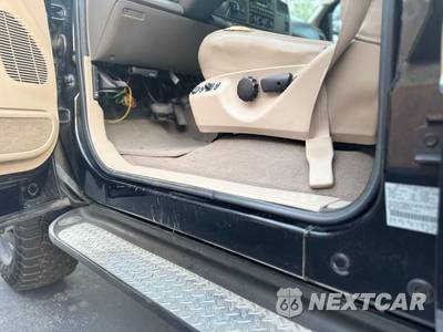 2001 Ford Super Duty F-350 Lariat Crew Cab Long Bed DRW - zdjęcie 35 z 50 - miniatura