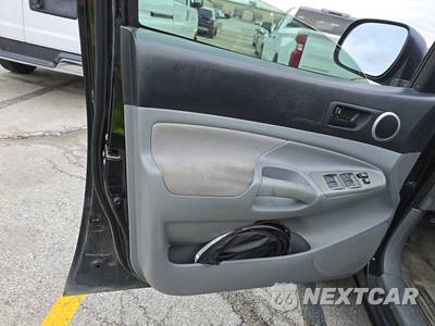 2005 Toyota Tacoma PreRunner Crew Cab Medium Bed - zdjęcie 11 z 27 - miniatura