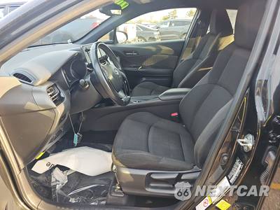 2018 Toyota C-HR XLE - zdjęcie 8 z 18 - miniatura