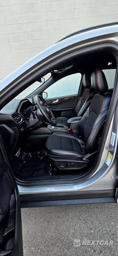 2023 Ford Escape Hybrid ST-Line Select - zdjęcie 12 z 15 - miniatura