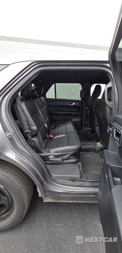 2022 Ford Police Interceptor Utility - zdjęcie 9 z 15 - miniatura