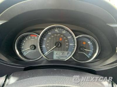 2014 Toyota Corolla L - zdjęcie 14 z 48 - miniatura