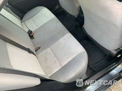 2014 Toyota Corolla L - zdjęcie 36 z 48 - miniatura