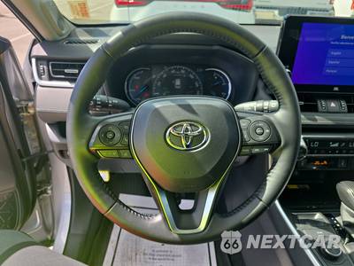 2025 Toyota RAV4 Hybrid XLE Premium - zdjęcie 10 z 21 - miniatura