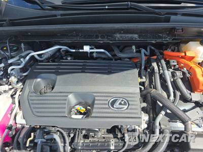 2025 Lexus NX 450h+ Luxury - zdjęcie 15 z 18 - miniatura