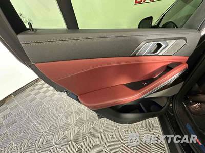 2021 BMW X6 Sports Activity Coupe xDrive40i - zdjęcie 18 z 47 - miniatura