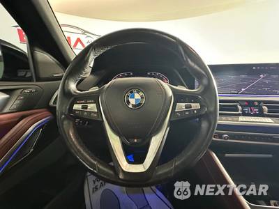2021 BMW X6 Sports Activity Coupe xDrive40i - zdjęcie 31 z 47 - miniatura