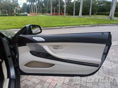 2012 BMW 6 Series Convertible 650i - zdjęcie 35 z 51 - miniatura