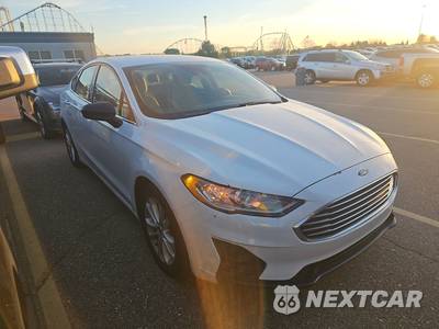 2019 Ford Fusion SE - zdjęcie 3 z 43 - miniatura